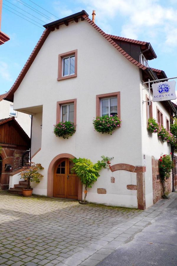 Weingut Schunck Lägenhet Leinsweiler Exteriör bild